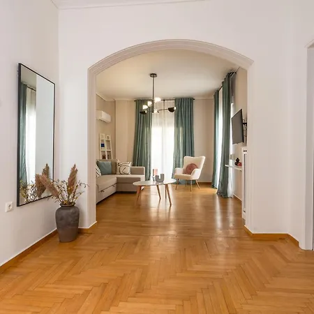Athenian Classy 2bd Next To Metro Panepistimio Apartment Athens